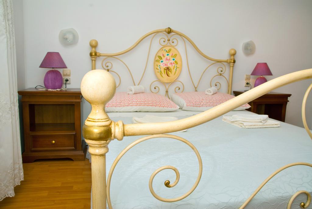 House Soni - 800 M From The Sea Villa Rovinj Room photo