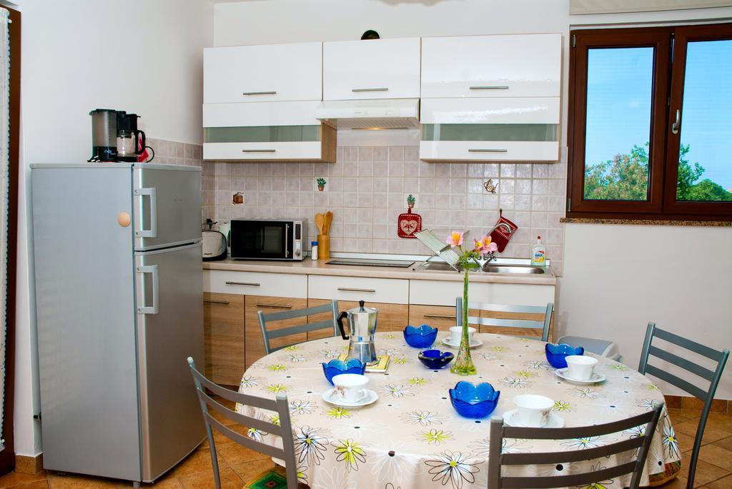 House Soni - 800 M From The Sea Villa Rovinj Room photo
